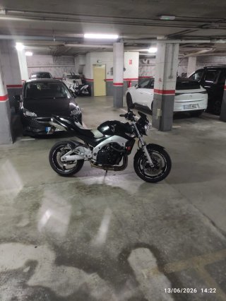 Suzuki GSR 600 A2