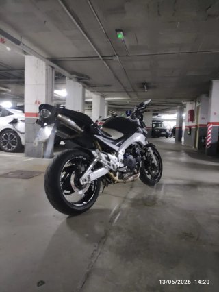 Suzuki GSR 600 A2