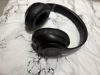 Beats Studio Pro Negro - Como Nuevos + Funda
