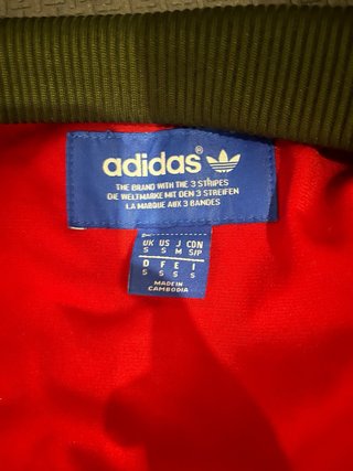 Chaqueta Adidas acolchada verde