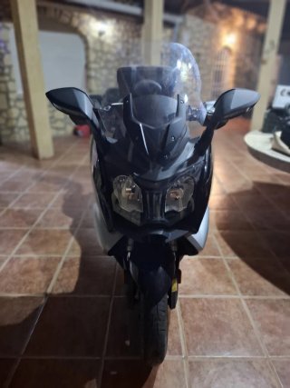 BMW 650 GT Maxi Scooter