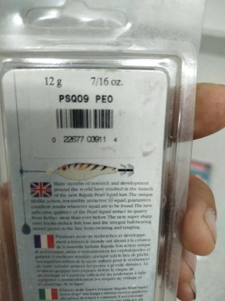2 señuelos Rapala Pearl Squid