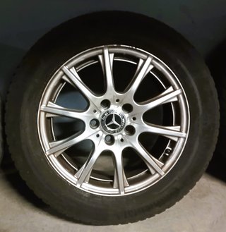 4 llantas originales de Mercedes-Benz