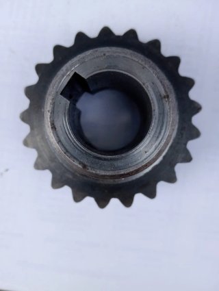 Piñón Segadora Deutz Fahr KM 22