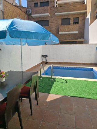 Hola casa alquilar para vacaciones o por la día