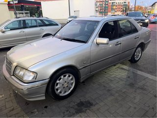 Mercedes-Benz C 250