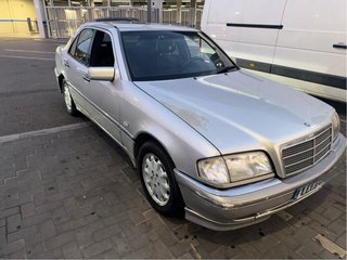 Mercedes-Benz C 250