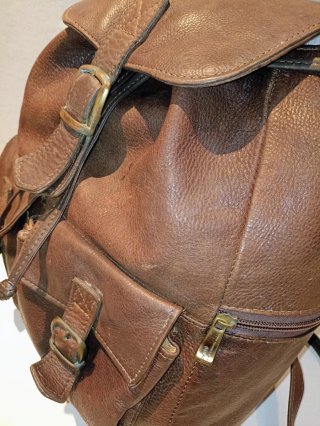 - Mochila de Cuero DYMS ORIGINAL .!!! OFERTA .!!!