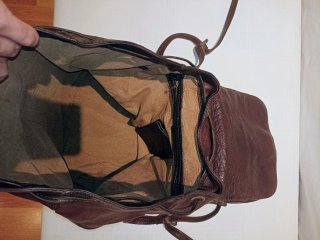 - Mochila de Cuero DYMS ORIGINAL .!!! OFERTA .!!!
