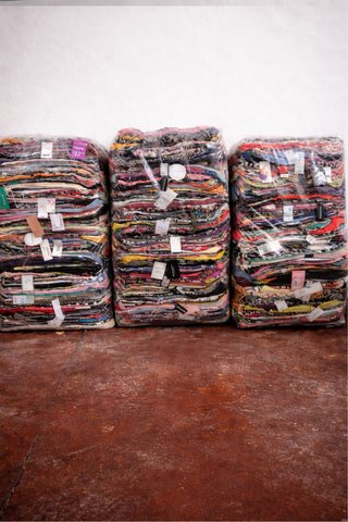 Lote Ropa Joven por Kilos