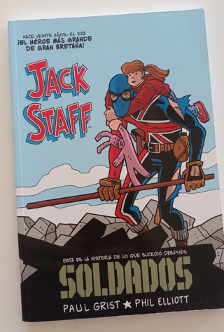 Jack Staff. Tomo tapa blanda