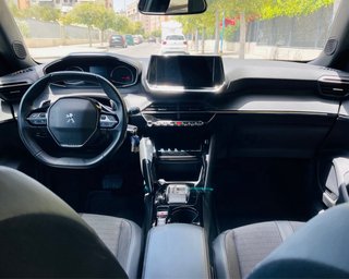 Peugeot 2008, 2023, DIESEL, automatico