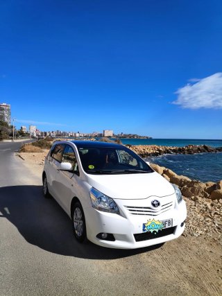 Toyota Verso 2011
