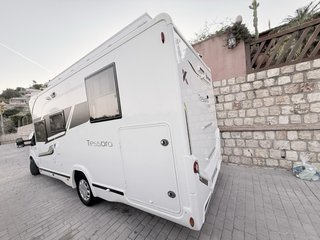 Autocaravana  BENIMAR 496  TESORO motor Ford 7,43m