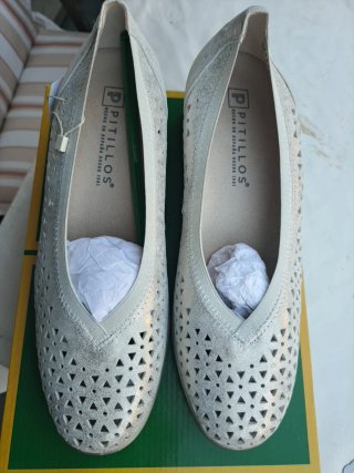 Zapatos Pitillos plateados talla 40