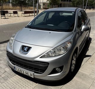 Peugeot 207 2012