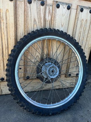 Rueda Delantera Akront