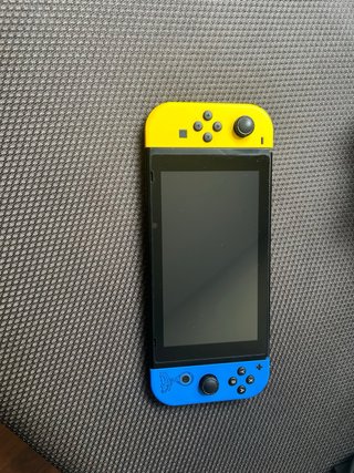 Nintendo Switch con accesorios