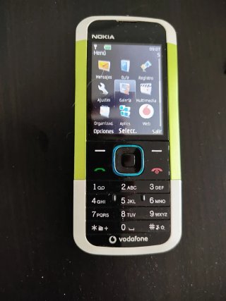 Móvil Nokia Verde y Blanco