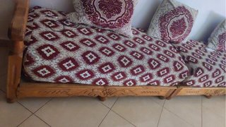 Sofá marroquí tela y madera
