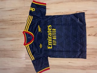 Camiseta de fútbol Adidas Azul y Amarilla