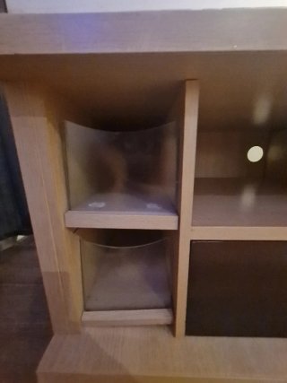 Mesa TV con cajones y estantes