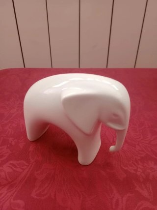 Portaceneri in ceramica a forma di cigno,€15 al pz