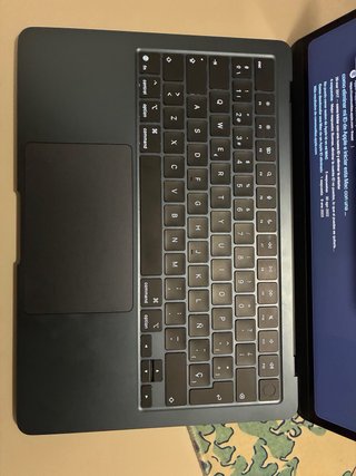 MacBook Air 13” M4 256GB 16GB RAM 96% Batería