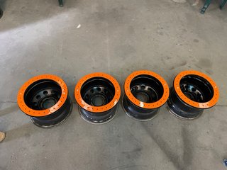 Ruedas 37/14.5 R15 llanta ET-44 beadlock