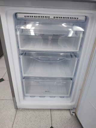 Nevera combi indesit 190/60cm A+ con garantía