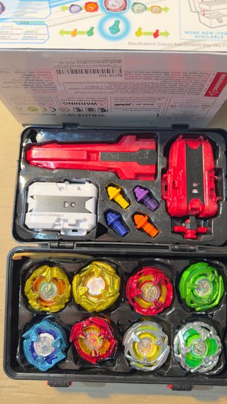 Juego de Peonzas Combat Gyro X