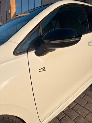 Volkswagen Golf R black