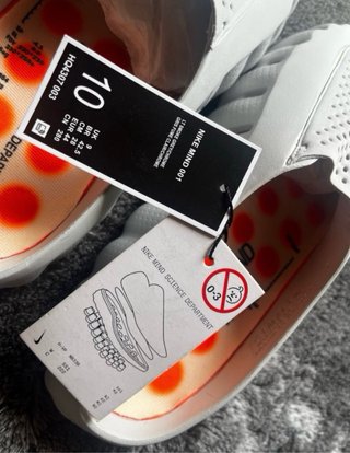 Nike Mind 001