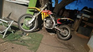 Suzuki RMZ 250 4T Motocross