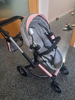 Carrito de juguete gris y rosa