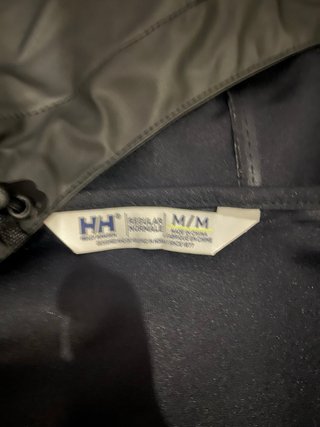 Chaqueta impermeable Helly Hansen negra