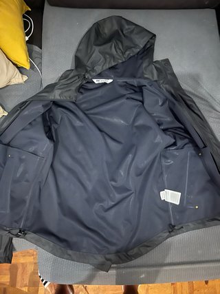 Chaqueta impermeable Helly Hansen negra