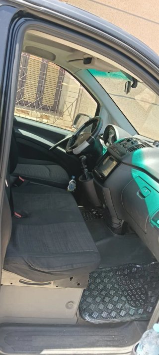 Mercedes-Benz Vito 2011