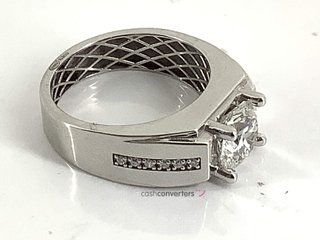 sello oro 18k con diamante de laboratorio