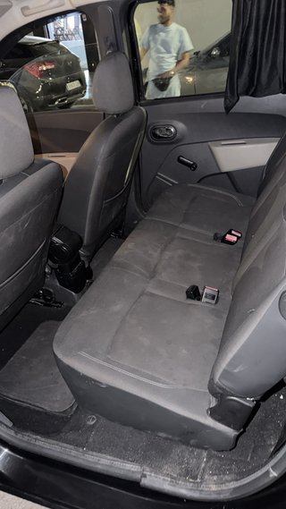 Dacia Lodgy 2013
