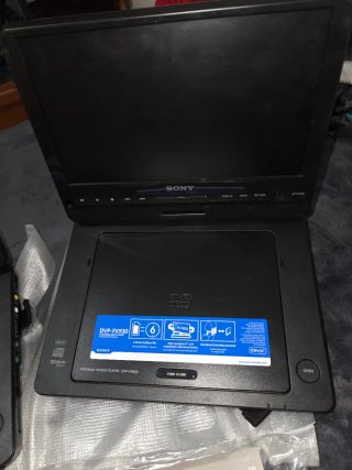 Reproductor DVD Portátil Sony DVP-FX930 9