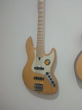 Bajo Marcus Miller V7 Swamp