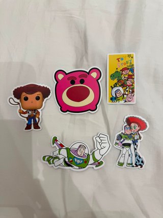 4 Packs de Stickers (Anime, K-Pop y Cultura Pop)