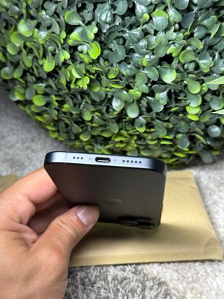 iPhone 15 Negro – 128GB.