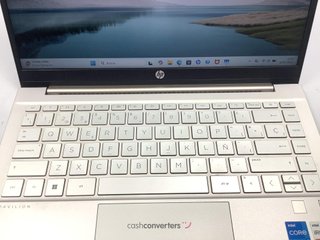 pc portatil hp 14-dv2009ns, intel core i5-1235u, 16gb ram, 1tb ssd, grafica compartida