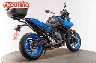 SUZUKI GSX-8S