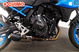 SUZUKI GSX-8S