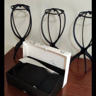 Pelucas varias (negras y castañas)