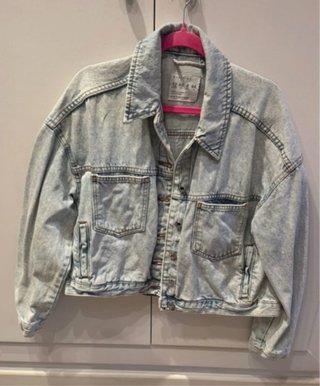 Cazadora vaquera Bershka azul