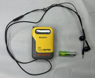 Sony Walkman SRF-85 Sports Radio Vintage